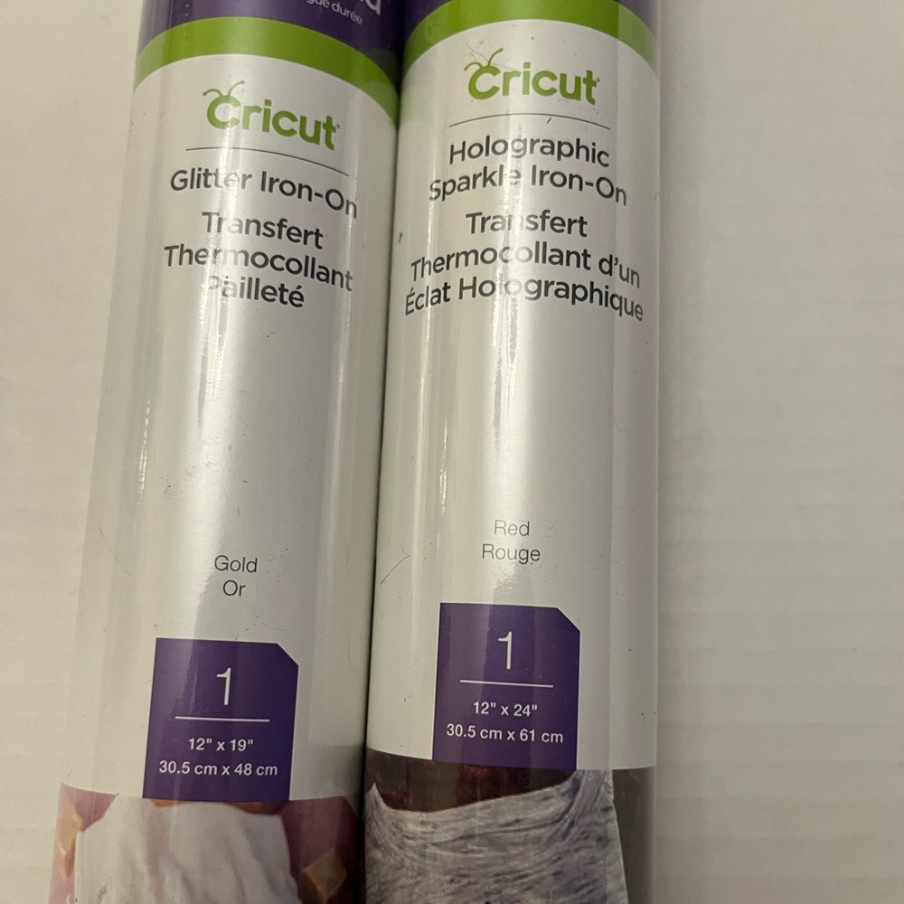 Cricut Glitter and Holographic Iron-On Rolls - Gold and Red - Picture 2 of 3